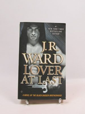 9780451418807_lover-at-last-black-dagger-brotherhood-11_front-5.jpg Lover at last (black dagger brotherhood 11)