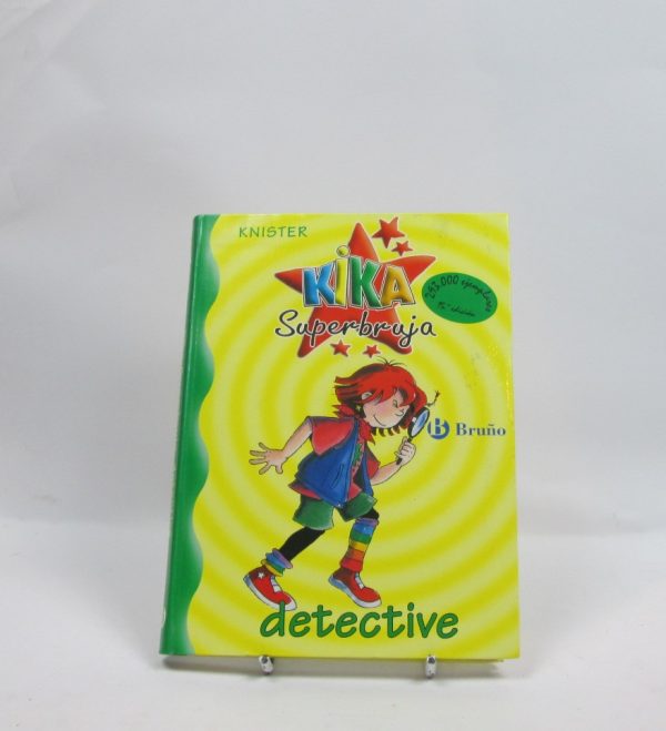 9788421634202_kika-superbruja-detective_front-23.jpg Kika superbruja detective