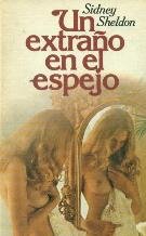 9788422609643_un-extrano-en-el-espejo_front-1.jpg Un extraño en el espejo