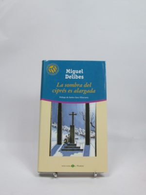 9788423310289_la-sombra-del-cipres-es-alargada_front-10.jpg La sombra del ciprés es alargada