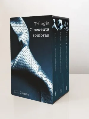 9788425349980_trilogia-cincuenta-sombras-estuche_front-3.webp Trilogía cincuenta sombras (estuche)
