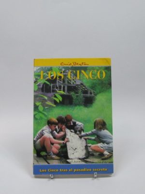 9788426109118_los-cinco-tras-el-pasadizo-secreto_front-2.jpg Los cinco tras el pasadizo secreto