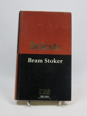 9788440218131_dracula_front-4.jpg Drácula