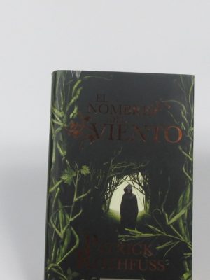9788467237603_el-nombre-del-viento_front-8.jpg El nombre del viento