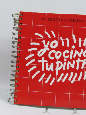 9788493606909_yo-cocino-tu-pintas-100-recetas-solidarias_front-2.png Yo cocino tu pintas: 100 recetas solidarias
