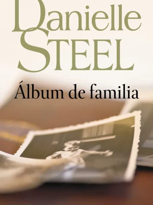 9788497594202_album-de-familia_front-1.webp Álbum de familia